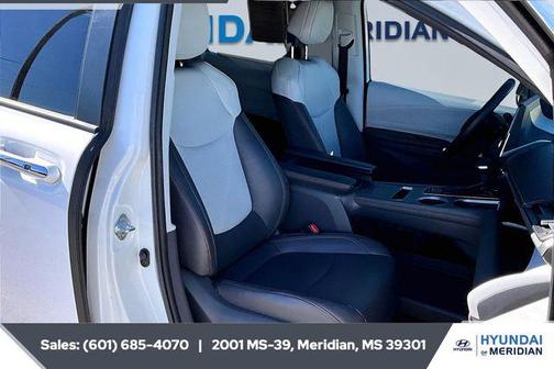 2021 Toyota Sienna XSE 7 Passenger