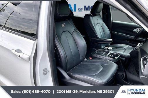 2020 Chrysler Pacifica Hybrid Touring L