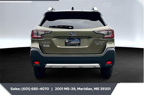 2023 Subaru Outback Touring