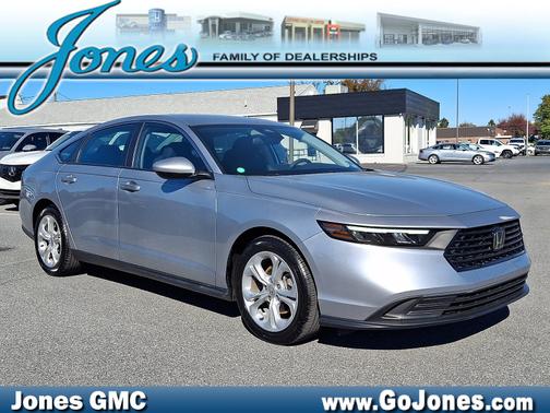 Solar Silver Metallic 2024 Honda Accord
