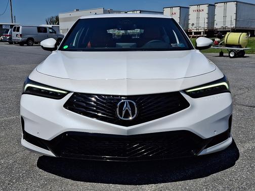 Platinum White Pearl 2024 Acura Integra