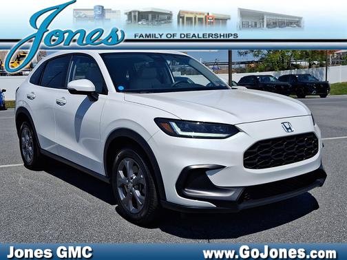 Platinum White Pearl 2026 Honda HR-V