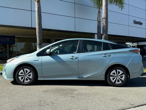 2017 Toyota Prius Two Eco