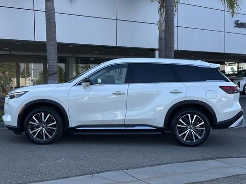 2023 INFINITI QX60 SENSORY