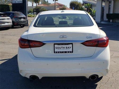 Photo 5 of 25 of 2021 INFINITI Q50 3.0t LUXE
