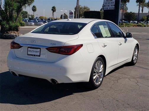 Photo 4 of 25 of 2021 INFINITI Q50 3.0t LUXE