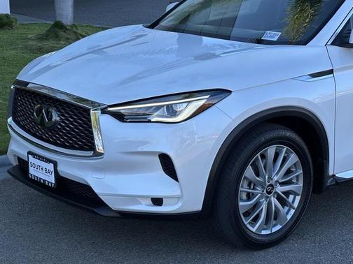 2023 INFINITI QX50 LUXE