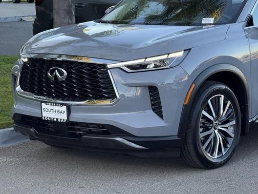 2025 INFINITI QX60 SENSORY