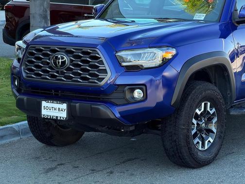 Blue Crush Metallic 2023 Toyota Tacoma TRD Sport