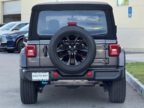 2022 Jeep Wrangler Unlimited 4xe Sahara