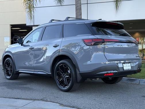 2026 INFINITI QX60 Base