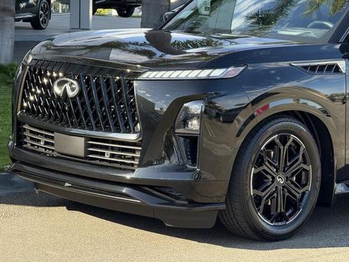2026 INFINITI QX80 SENSORY AWD
