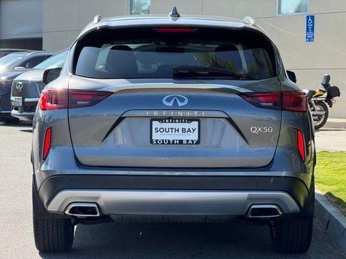 2024 INFINITI QX50 LUXE