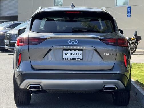 2024 INFINITI QX50 LUXE