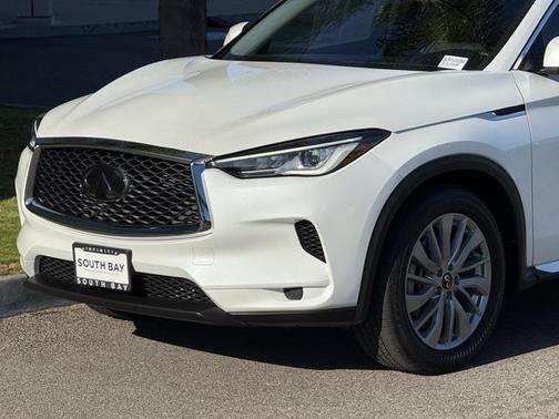 2024 INFINITI QX50 LUXE