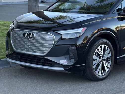 2023 Audi Q4 e-tron Premium 40 RWD
