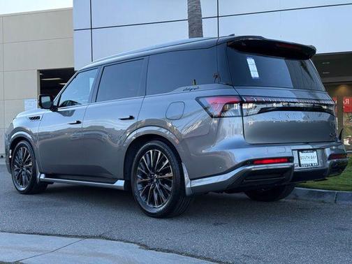 Dynamic Metal/Black Obsidian 2026 INFINITI QX80 AUTOGRAPH AWD