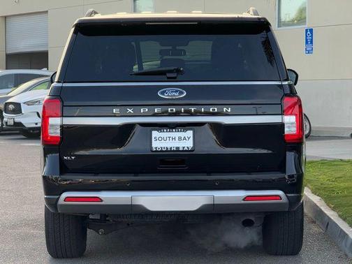 2022 Ford Expedition XLT