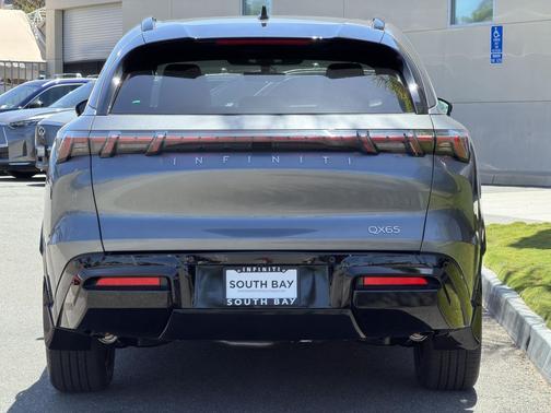 Graphite Shadow 2027 INFINITI QX65 LUXE