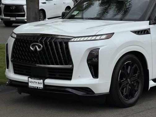 2026 INFINITI QX80 SENSORY AWD
