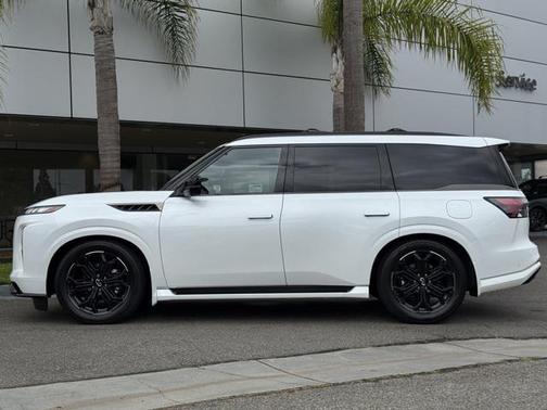 2026 INFINITI QX80 SENSORY AWD