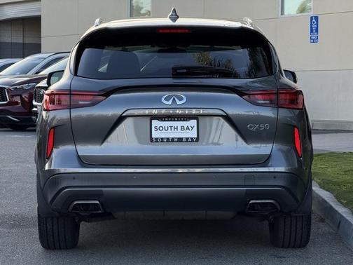 2022 INFINITI QX50 LUXE