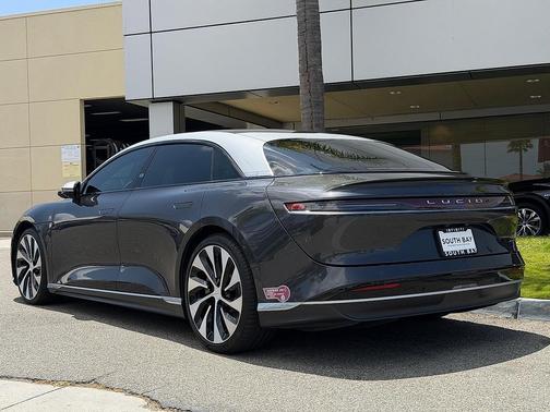 Quantum Gray Metallic 2023 Lucid Air Grand Touring