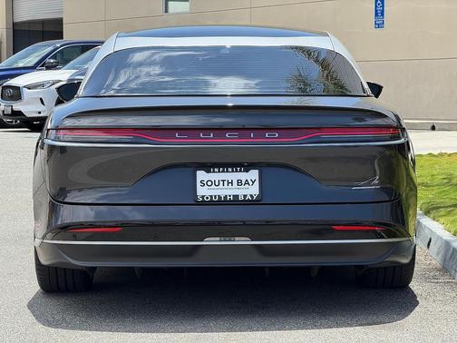 Quantum Gray Metallic 2023 Lucid Air Grand Touring