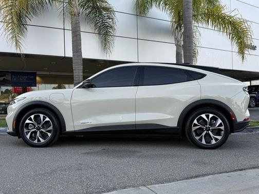 2025 Ford Mustang Mach-E Select