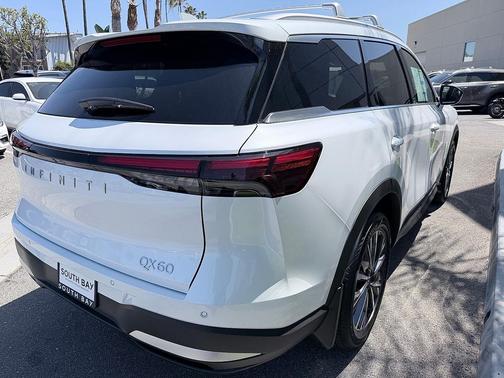 Radiant White 2027 INFINITI QX60 LUXE FWD