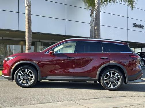 2025 INFINITI QX60 Luxe