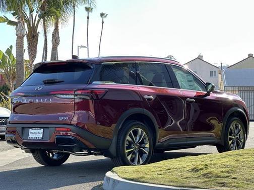 2025 INFINITI QX60 Luxe