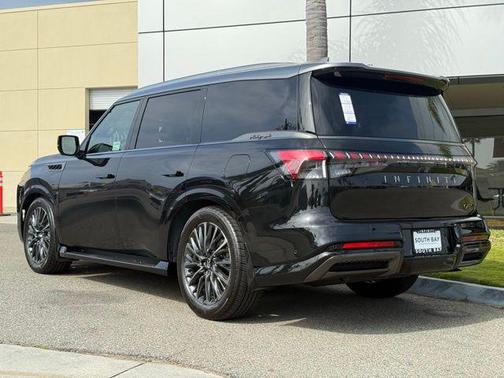 Mineral Black/Graphite Shadow 2026 INFINITI QX80 AUTOGRAPH AWD