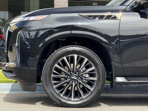 Mineral Black/Graphite Shadow 2026 INFINITI QX80 AUTOGRAPH AWD