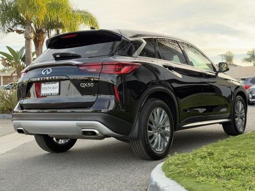 2025 INFINITI QX50 Pure AWD