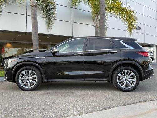 2025 INFINITI QX50 Pure AWD