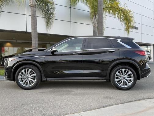 2025 INFINITI QX50 Pure AWD