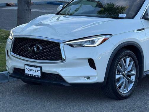 2021 INFINITI QX50 LUXE