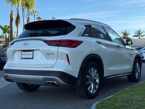 2021 INFINITI QX50 LUXE