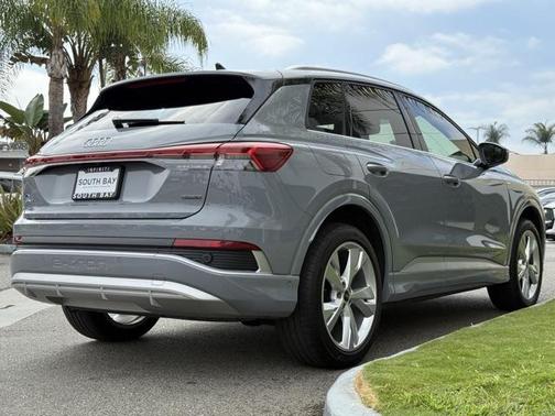 2023 Audi Q4 e-tron Premium Plus 50 quattro