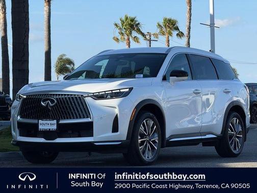 Radiant White 2026 INFINITI QX60 LUXE FWD