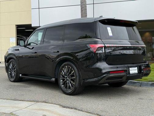 Mineral Black/Graphite Shadow 2026 INFINITI QX80 AUTOGRAPH AWD
