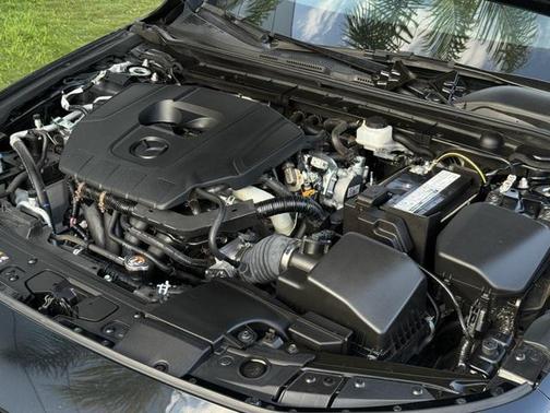 2023 Mazda Mazda3 FWD w/Preferred Package