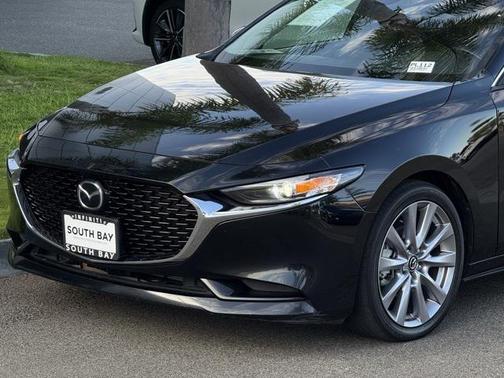 2023 Mazda Mazda3 FWD w/Preferred Package