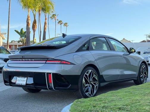2024 Hyundai IONIQ 6 SEL