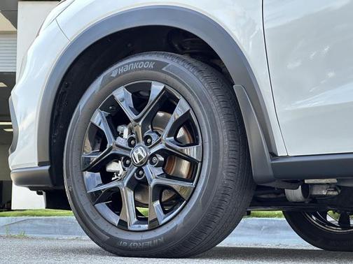 2023 Honda HR-V 2WD Sport
