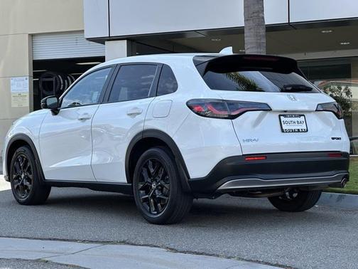 2023 Honda HR-V 2WD Sport
