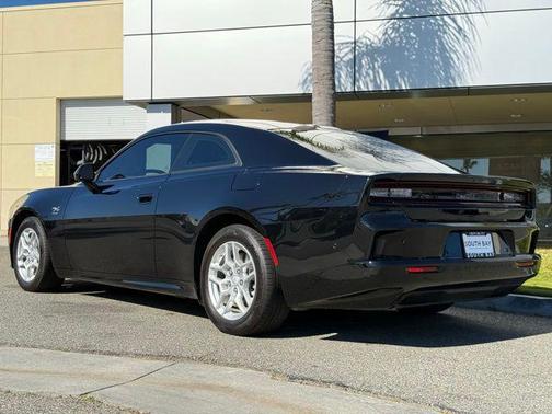 2025 Dodge Charger Daytona R/T