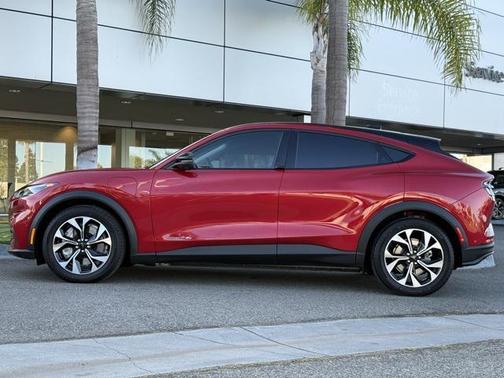 2024 Ford Mustang Mach-E Select
