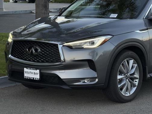 2021 INFINITI QX50 LUXE